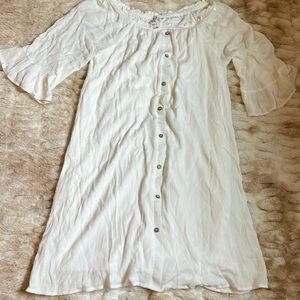 Never worn, without tags